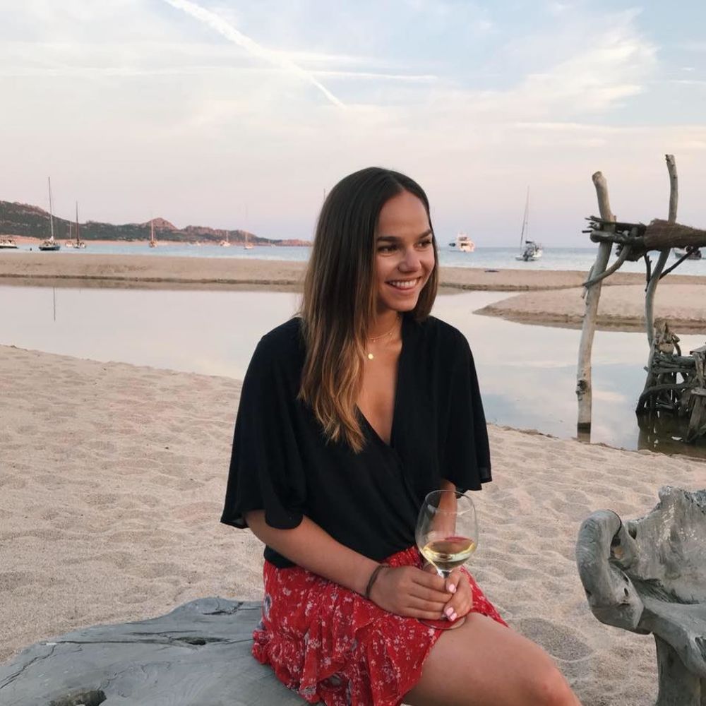 Meet your Posher, Emily